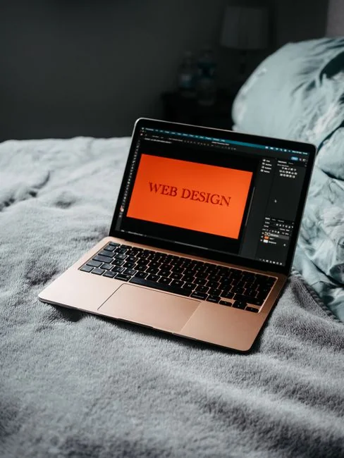 turned-on-monitor-displaying-digital-products-pkrnxegurgm
